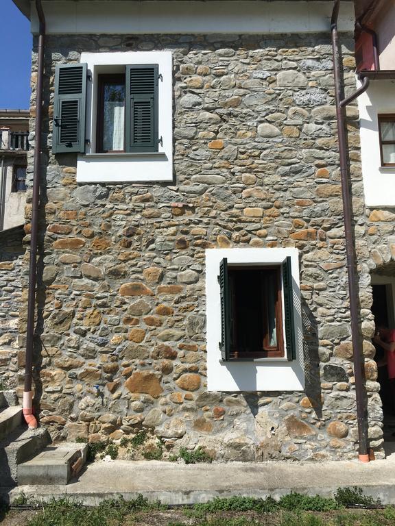 Casa Guido 2- La Porta Delle 5 Terre Apartment Beverino Exterior photo